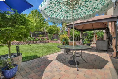 2068 Catalpa Way, Antioch, CA 94509 - Photo 35