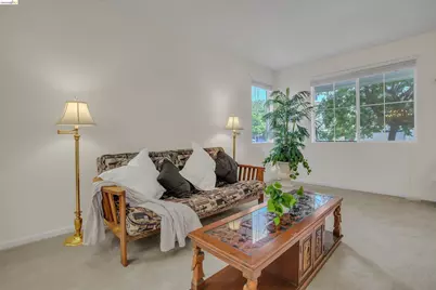 2068 Catalpa Way, Antioch, CA 94509 - Photo 5