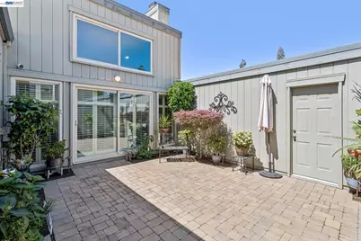 3430 Camanoe Ln, Alameda, CA 94502 - Photo 29