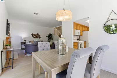 4161 Garibaldi Pl, Pleasanton, CA 94566 - Photo 15