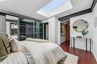 829 21st St #1, Oakland, CA 94607 - Photo 27