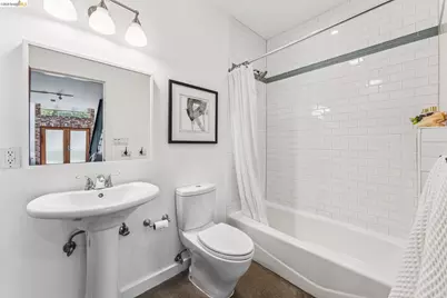 829 21st St #1, Oakland, CA 94607 - Photo 33