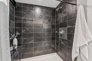 829 21st St, Oakland, CA 94607 - Photo 35