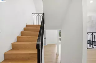 2011 Dolphin Dr, Aptos, CA 95003 - Photo 23
