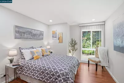 551 Jean St #104, Oakland, CA 94610 - Photo 15