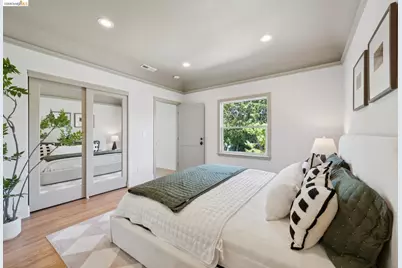 933 56th St, Oakland, CA 94608 - Photo 17