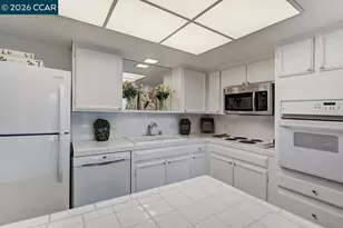 1129 Avenida Sevilla, Walnut Creek, CA 94595 - Photo 11