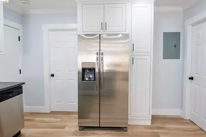 2427 67th Ave, Oakland, CA 94605 - Photo 15