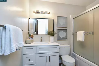 1550 Bancroft Ave #111, San Leandro, CA 94577 - Photo 23