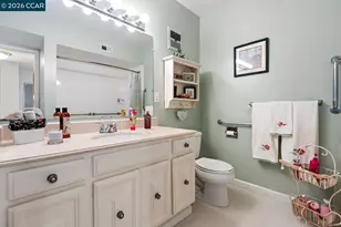 2709 Golden Rain Rd, Walnut Creek, CA 94595 - Photo 17