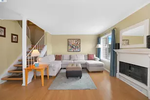 25047 Oakridge Ct, Hayward, CA 94541 - Photo 7