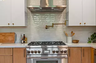 2451 Ashby Ave, Berkeley, CA 94705 - Photo 21