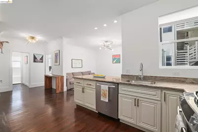 1490 Francisco St #2, San Francisco, CA 94123 - Photo 15