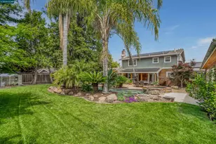 383 Princeton Ln, Danville, CA 94526 - Photo 33