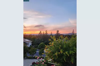 5530 Merritt Dr, Concord, CA 94521 - Photo 9