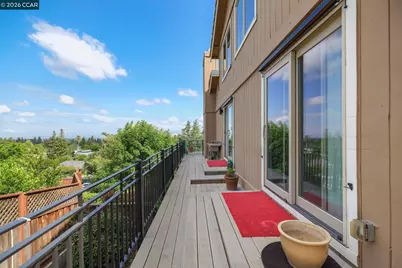 5530 Merritt Dr, Concord, CA 94521 - Photo 45
