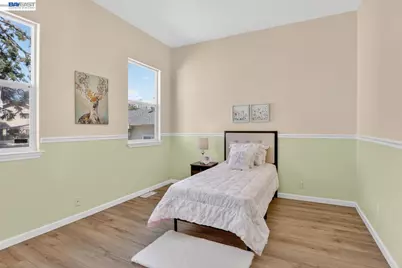 1328 25th St, Oakland, CA 94606 - Photo 19