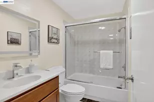 1328 25th St, Oakland, CA 94606 - Photo 35