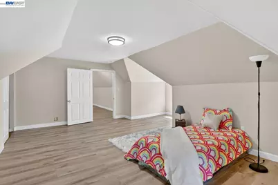 1328 25th St, Oakland, CA 94606 - Photo 25