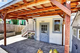 1328 25th St, Oakland, CA 94606 - Photo 47