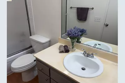151 Lakeside Dr. #110, Oakland, CA 94612 - Photo 35