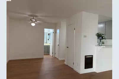 151 Lakeside Dr. #110, Oakland, CA 94612 - Photo 19