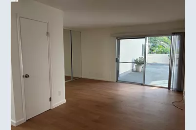 151 Lakeside Dr. #110, Oakland, CA 94612 - Photo 21
