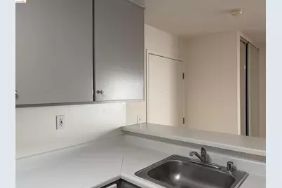 151 Lakeside Dr. #110, Oakland, CA 94612 - Photo 15