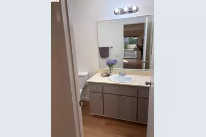 151 Lakeside Dr. #110, Oakland, CA 94612 - Photo 31