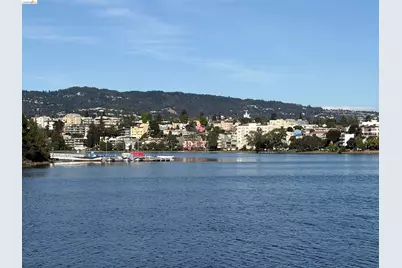 151 Lakeside Dr. #110, Oakland, CA 94612 - Photo 45