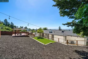 6300 Buena Ventura Ave, Oakland, CA 94605 - Photo 31