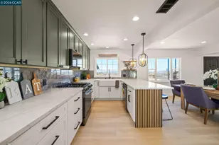 6300 Buena Ventura Ave, Oakland, CA 94605 - Photo 23