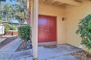 126 Woodview Ct, Martinez, CA 94553 - Photo 43