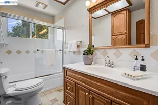 6894 Heath Ct, Pleasanton, CA 94588 - Photo 29