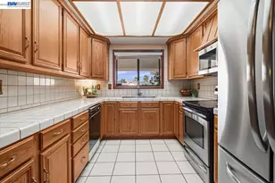 6894 Heath Ct, Pleasanton, CA 94588 - Photo 15