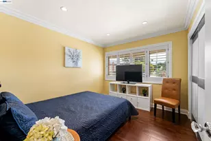 918 St Catherine Way, Claremont, CA 91711 - Photo 17
