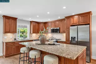 9 Julianne Ct, Walnut Creek, CA 94595 - Photo 11
