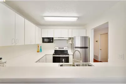 535 Pierce St #3301, Albany, CA 94706 - Photo 35
