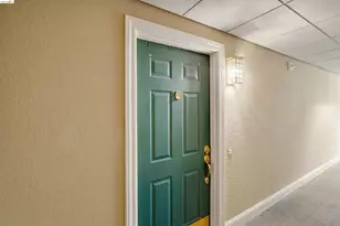 535 Pierce St, Albany, CA 94706 - Photo 3
