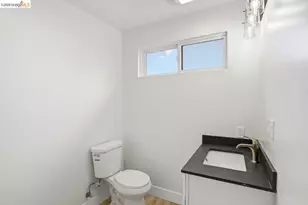 2469 Potter St, Oakland, CA 94601 - Photo 11