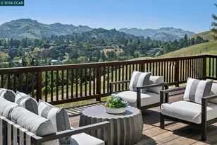 101 Warfield Dr, Moraga, CA 94556 - Photo 35
