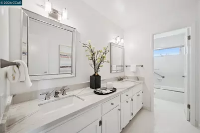 101 Warfield Dr, Moraga, CA 94556 - Photo 27