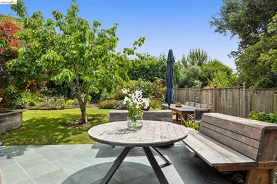 1511 Grant St, Berkeley, CA 94703 - Photo 25