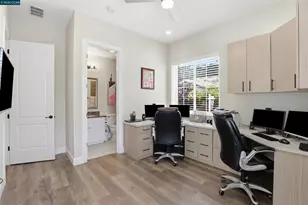 8034 Jura Pl, El Dorado Hills, CA 95762 - Photo 11
