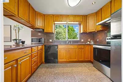 40300 Grimmer Blvd, Fremont, CA 94538 - Photo 11