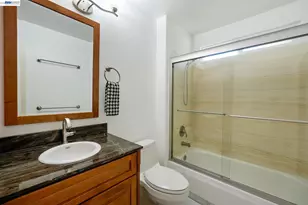 415 Orchard View Ave, Martinez, CA 94553 - Photo 25