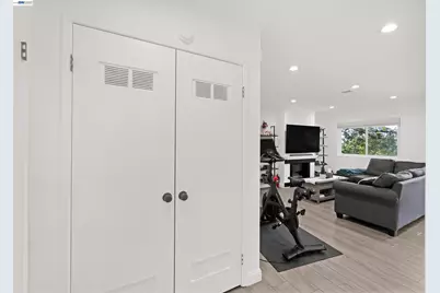 2294 D St, Hayward, CA 94541 - Photo 23