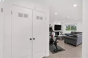 2294 D St, Hayward, CA 94541 - Photo 23