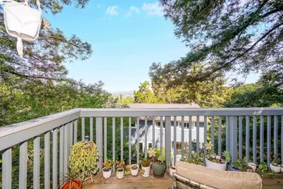 2294 D St, Hayward, CA 94541 - Photo 29