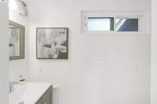 2294 D St, Hayward, CA 94541 - Photo 27